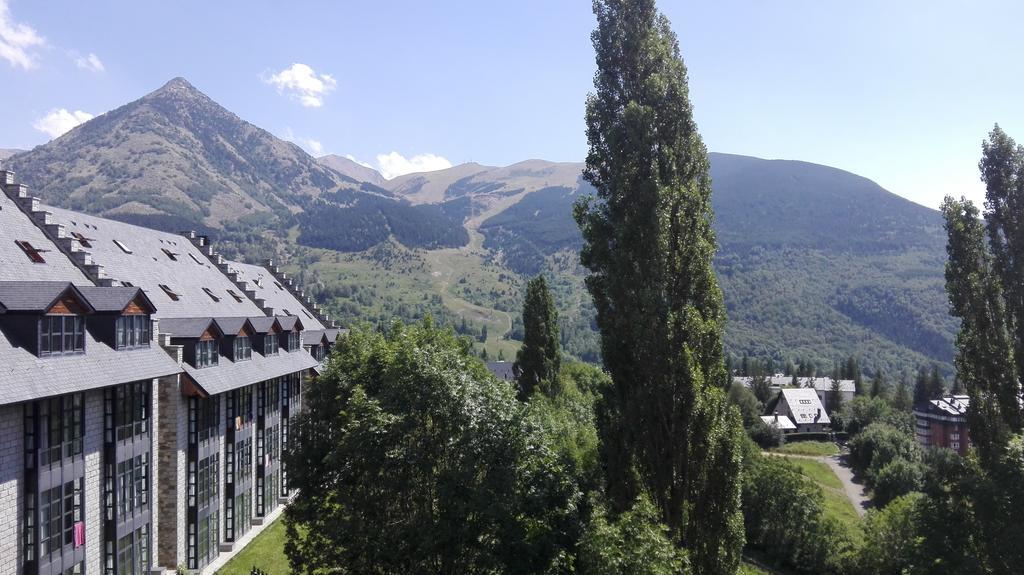 Apartamentos Ball Benas Edificio Prados De Velarta Cerler Εξωτερικό φωτογραφία